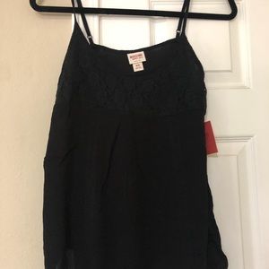 🛍💵 4/$25 NWT Mossimo Black Lace Top Tank